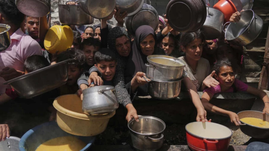 La Fondation humanitaire de Gaza a commencé ses livraisons