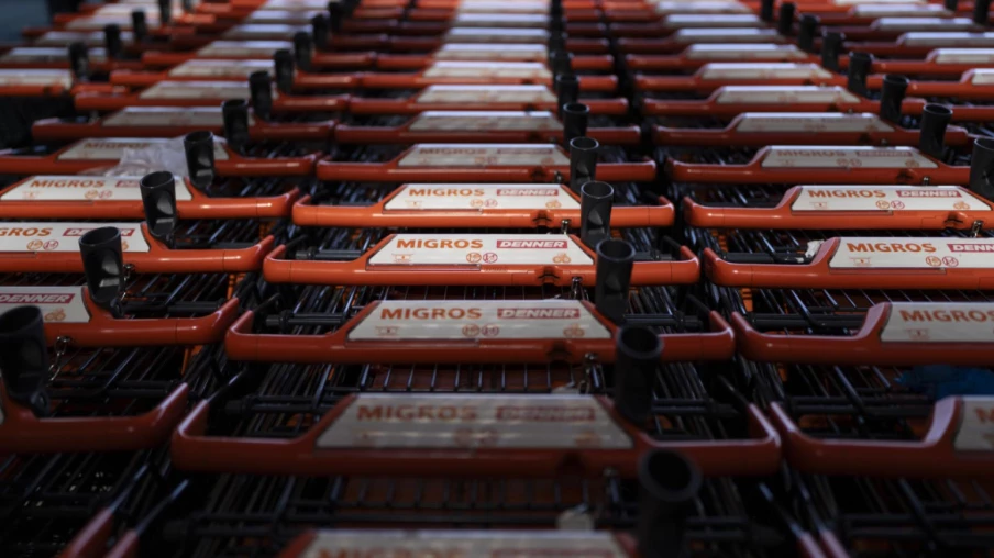 Ventes au détail : stagnation en février, chiffres réels +0,9%