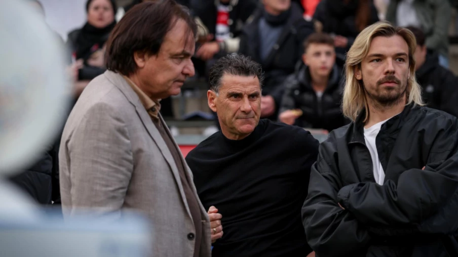 Didier Tholot reste sur le banc du FC Sion