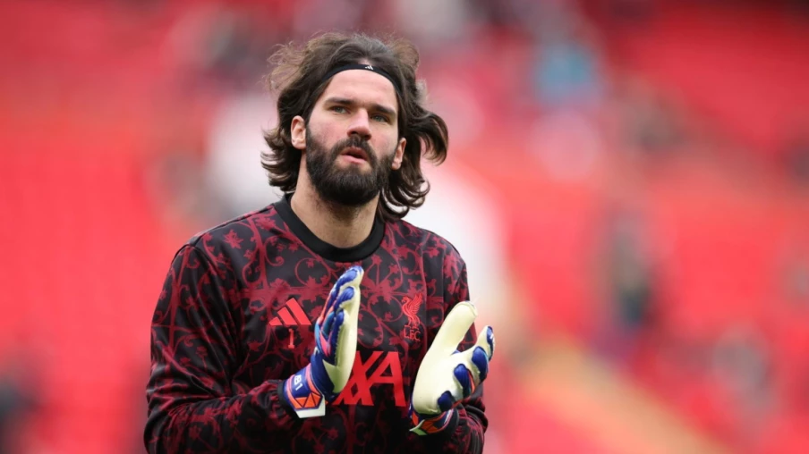 Liverpool : Alisson probablement forfait pour les quarts contre le PSG