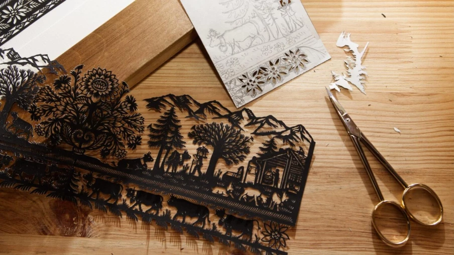 Deux visions du papier découpé à Château-d'Oex : Bottesi, Fornage