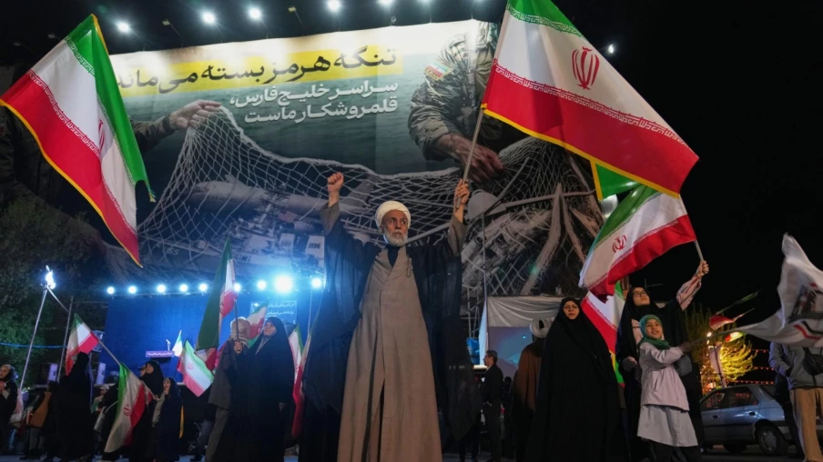 Iran menace de représailles dévastatrices en cas d'attaques