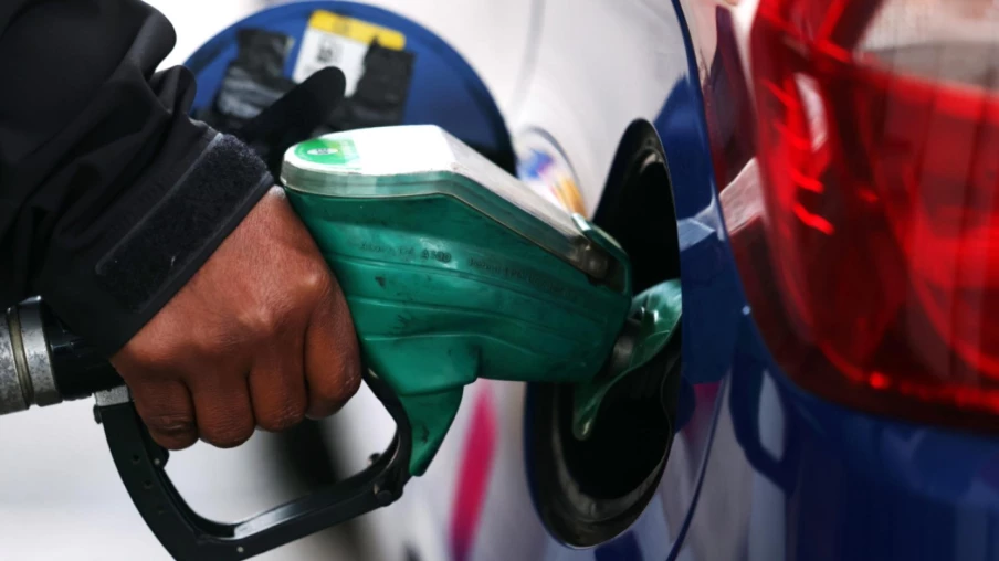 Pétrole hésitant avant l'ultimatum de Trump contre l'Iran