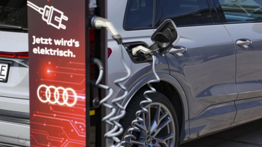 Allemagne : marché auto remonté par les immatriculations électriques