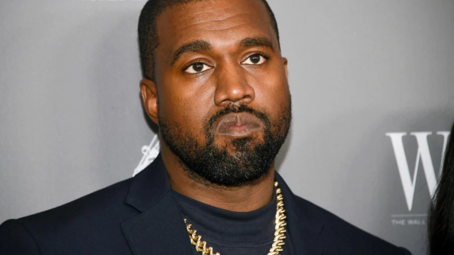 Kanye West interdit d'entrée au Royaume‑Uni après propos antisémites