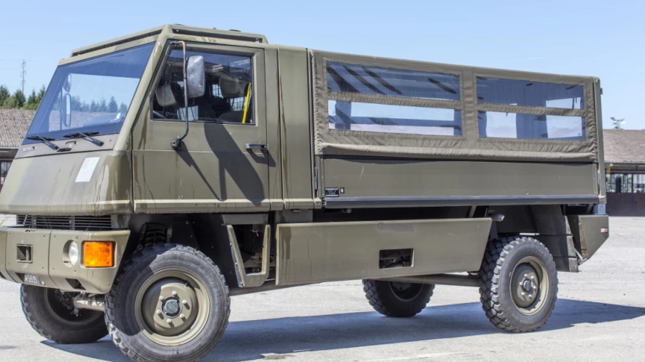 Accident d'un Duro à Hinwil (ZH) : quatre militaires blessés