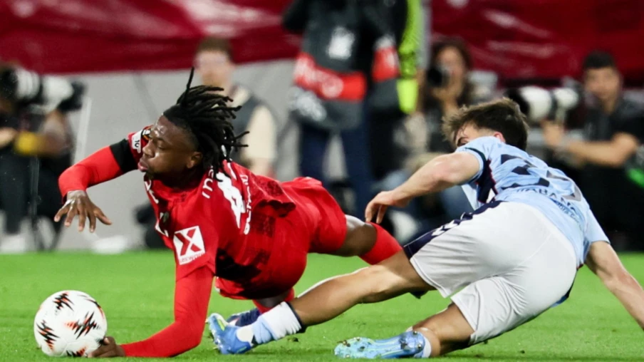 Fribourg et Manzambi ont un pied en demi-finale d'Europa League