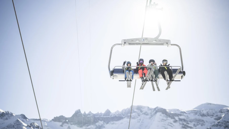 Incendie à Crans-Montana : ombre sur la saison de ski