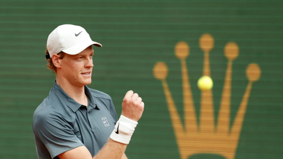 Sinner et Alcaraz maîtrisent Monte-Carlo avant les demi-finales