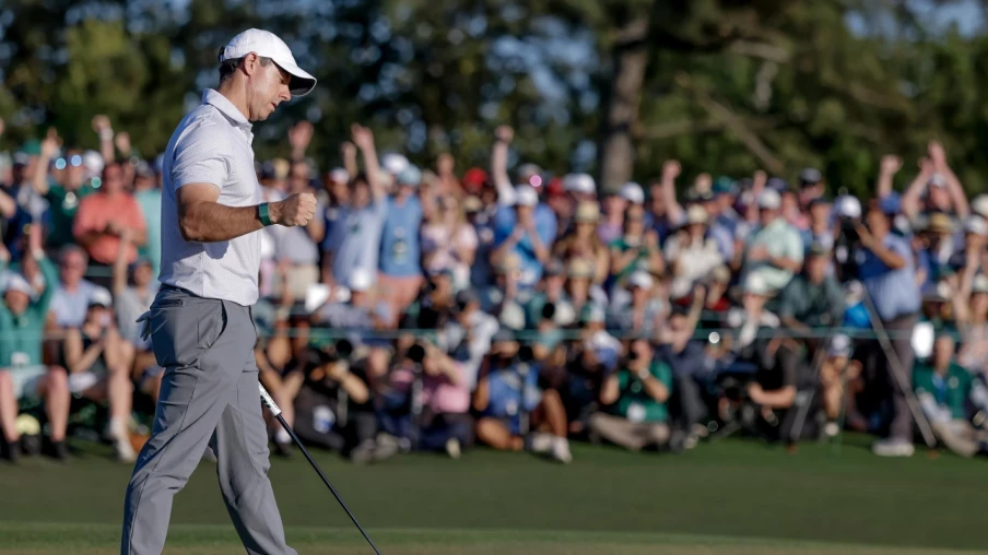 Rory McIlroy s'envole à Augusta : six coups d'avance au mi-parcours