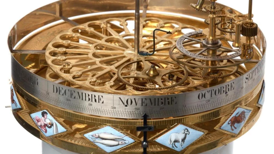 MIH : chronomètre de Lucy Grossmann et pendule Copernic exposés
