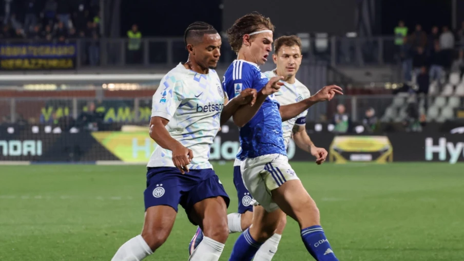 L'Inter Milan renverse Côme et prend le large en Serie A