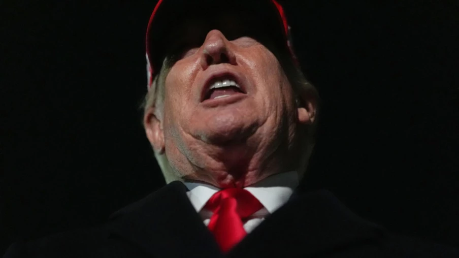 Trump attaque le pape Léon XIV après son message antiguerre