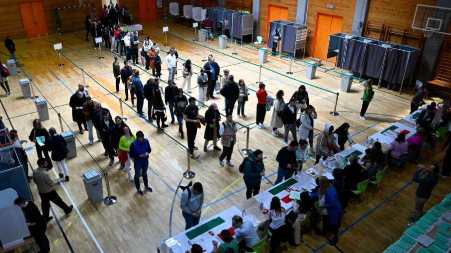 Parlementaires suisses en Hongrie : élections jugées équitables