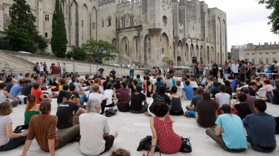 Avignon : la Sélection suisse 2026, théâtre et danse contemporaine