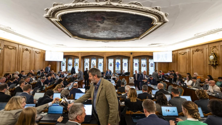 Tribune : conseillers communaux fribourgeois s'opposent à la LAFE