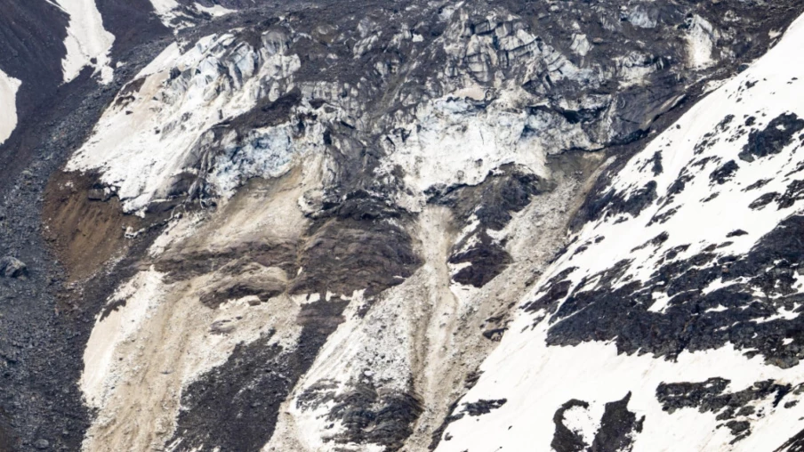 Effondrement du glacier du Birch à Blatten (VS) : dégâts potentiels sur habitations et rivière Lonza