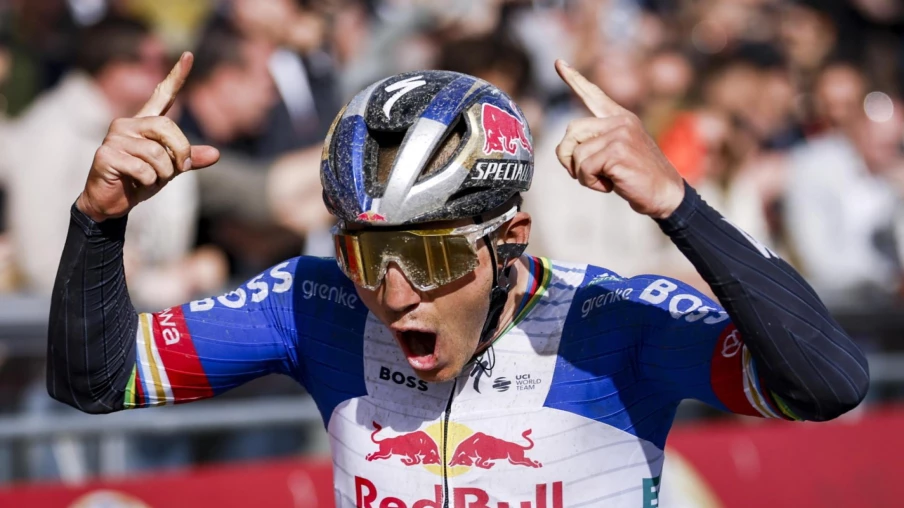 Remco Evenepoel remporte l'Amstel Gold Race à Valkenburg