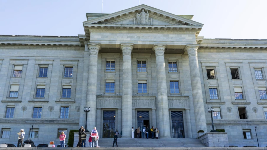 Tribunal fédéral : recours contre le scrutin e-id irrecevables