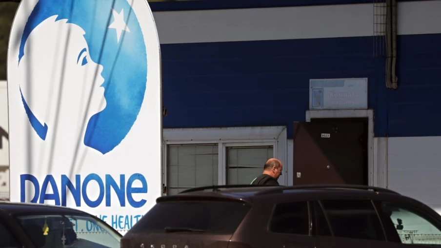 Danone : ventes -2% au 1er trimestre, euro et rappels en cause