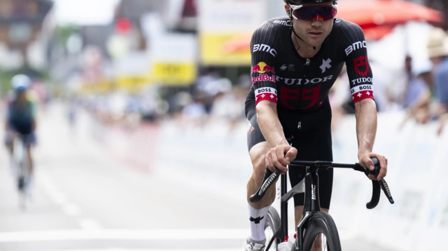 Marc Hirschi opéré après fracture de la clavicule à la Flèche Wallonne