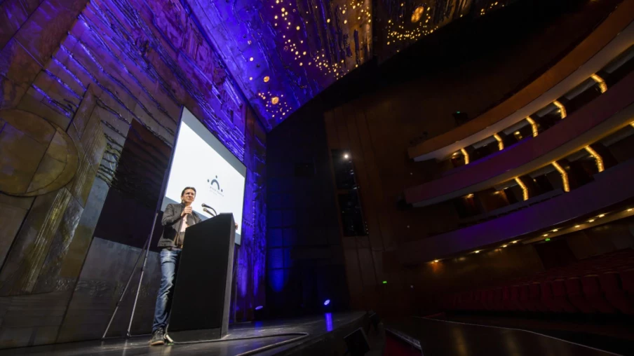 Opéra : un livre plonge dans les coulisses de l'ère Aviel Cahn