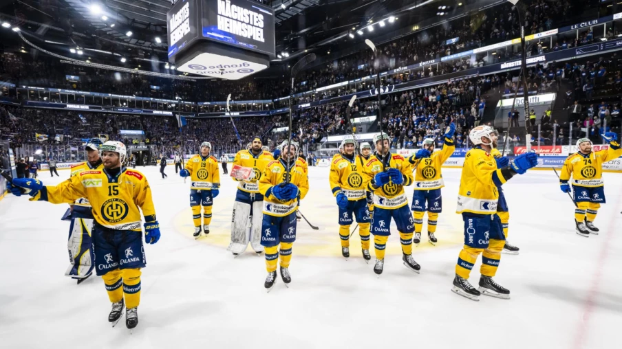 Fribourg battu 1-0 : Davos égalise à 2-2 en finale National League