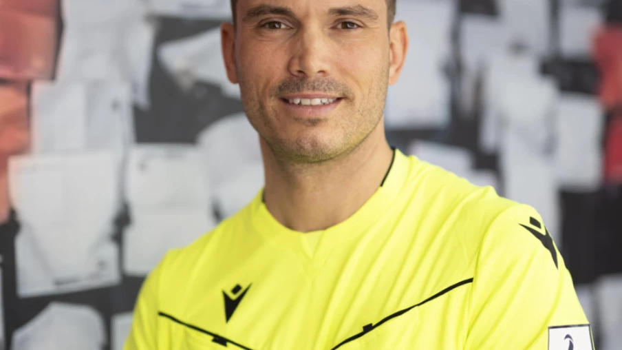 Sandro Schärer arbitre suisse pour PSG - Bayern en ligue des champions