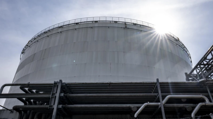 La Suisse vit désormais d'énergies importées (pétrole, gaz, uranium)