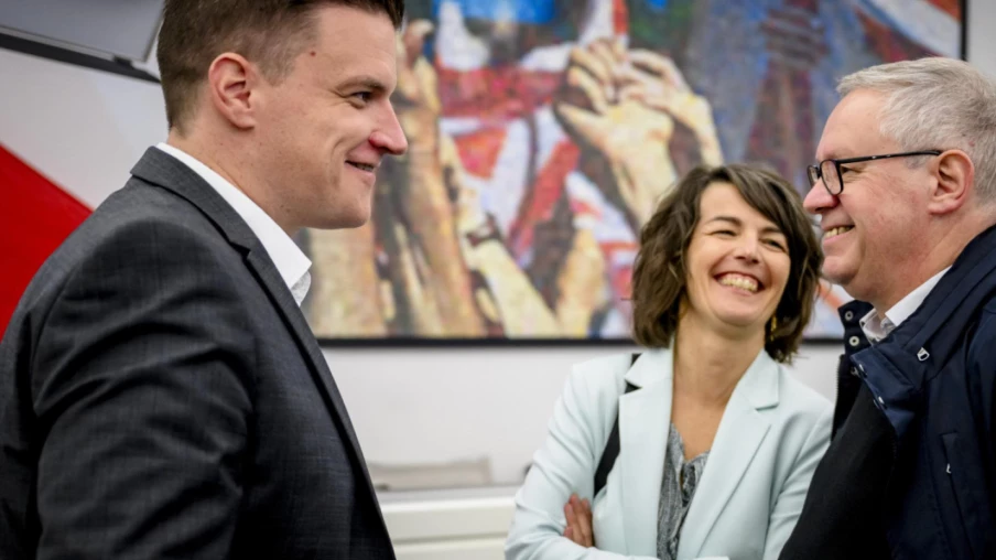 Six nouveaux conseillers nationaux, dont Loïc Dobler (PS jurassien)