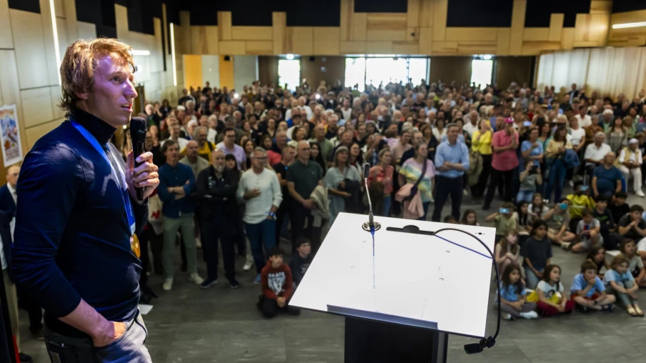 Veyrier fête Tanguy Nef, médaillé d'or olympique de ski alpin
