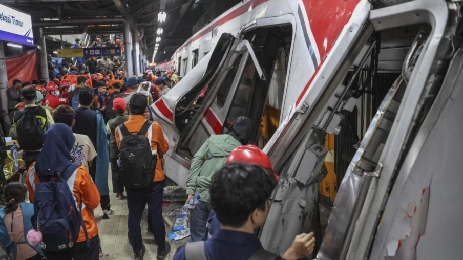 Indonésie : collision ferroviaire à Bekasi, sept morts et 81 blessés