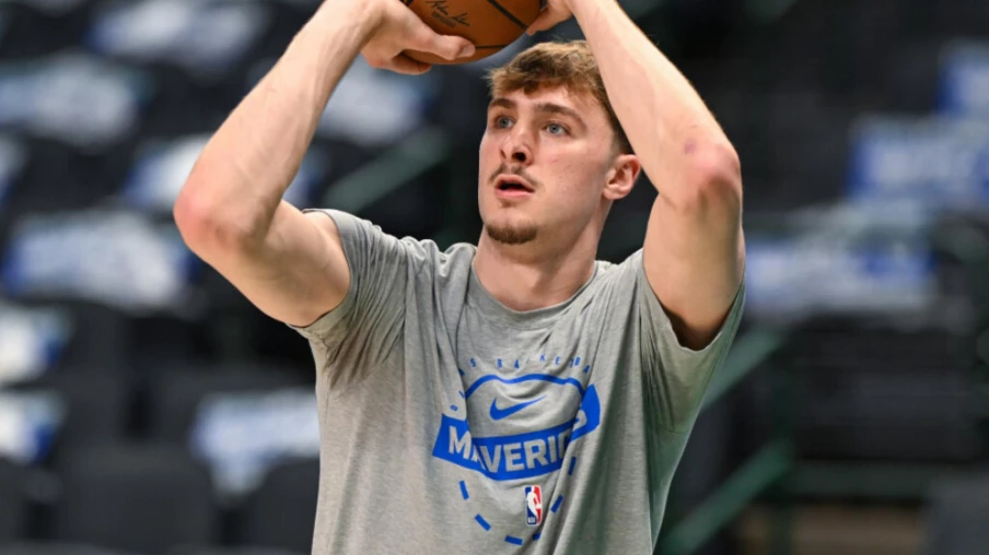 Cooper Flagg (Mavericks) élu rookie de l'année en NBA à 19 ans