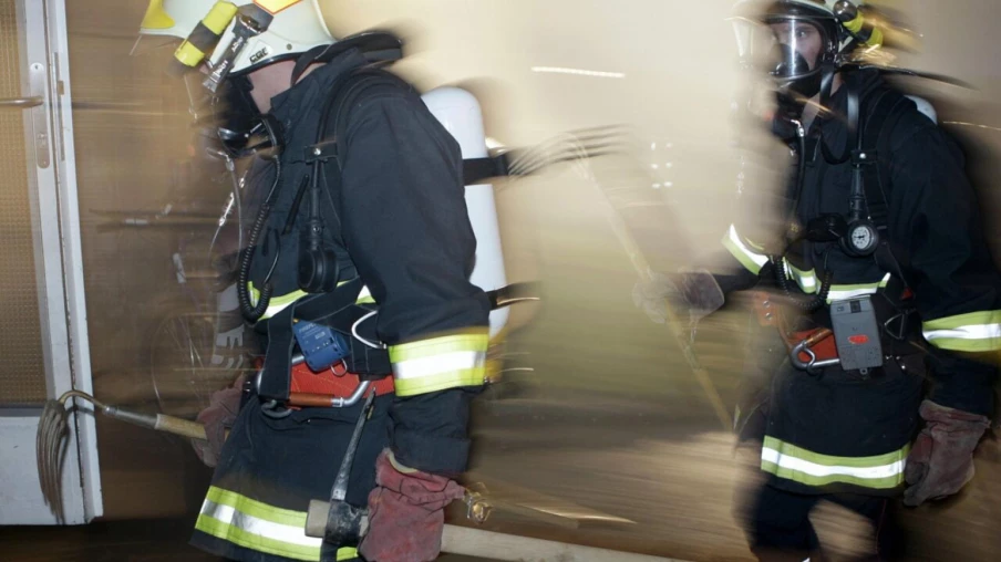 Lancy : incendie dans un ascenseur, une personne secourue