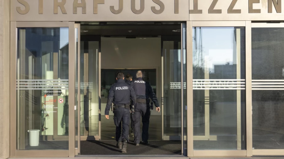 Féminicide à Binningen (BL) : perpétuité requise pour le mari accusé