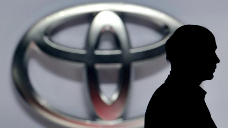Toyota: bénéfice net annuel en chute de 19%, prudence pour l'avenir