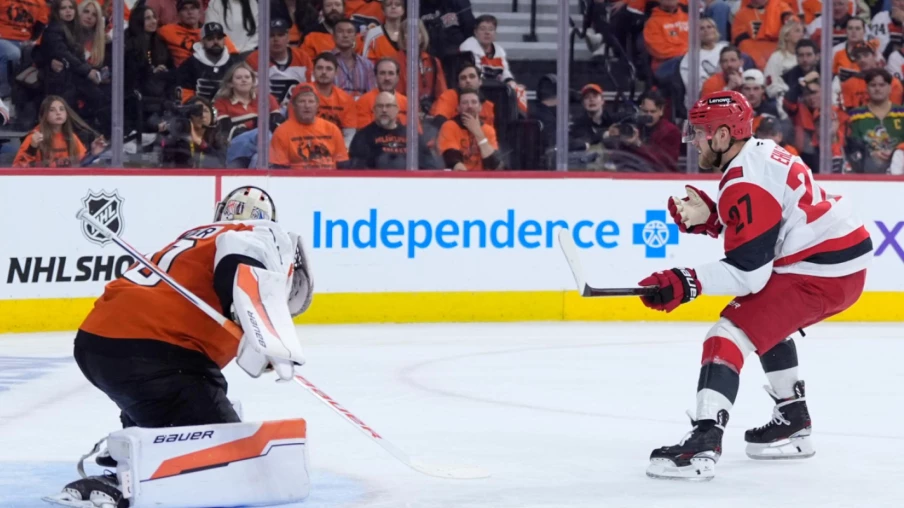 NHL : Carolina Hurricanes à un match de la finale de la conférence Est