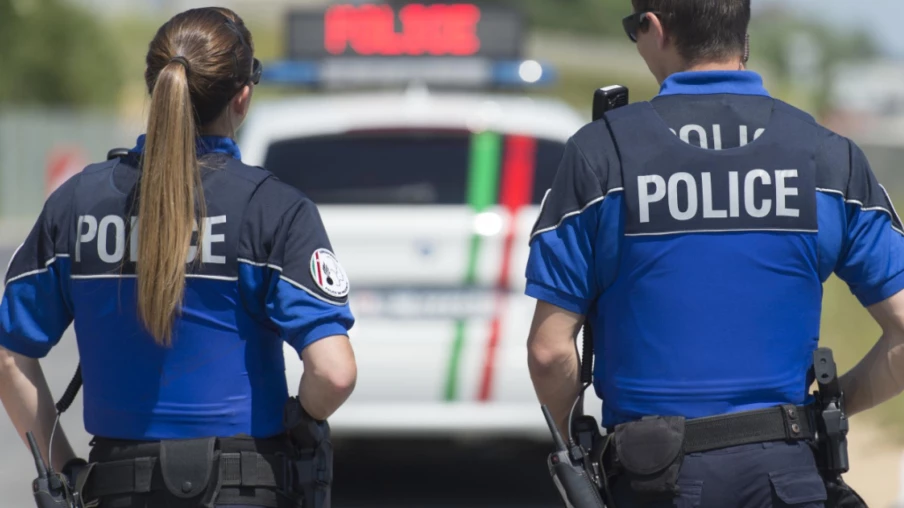 Contrôles routiers intensifiés cet été à Neuchâtel pour lutter contre excès de vitesse et bruit