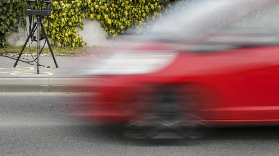 Deux délits de chauffard à Savigny (VD) : 126 et 101 km/h