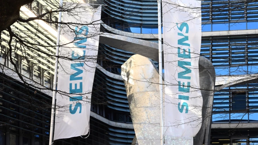 Siemens : commandes +18% au 2e trimestre, centres de données et IA