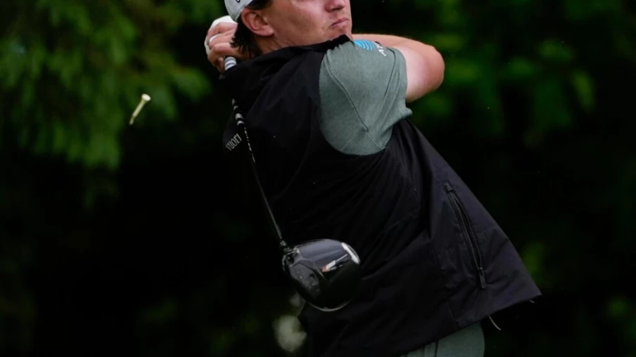 Smalley et McNealy partagent la tête au PGA Championship après 2e tour