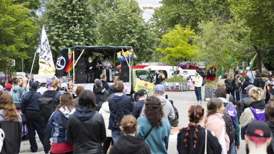 1000 personnes à Berne pour la sécurité des personnes queer
