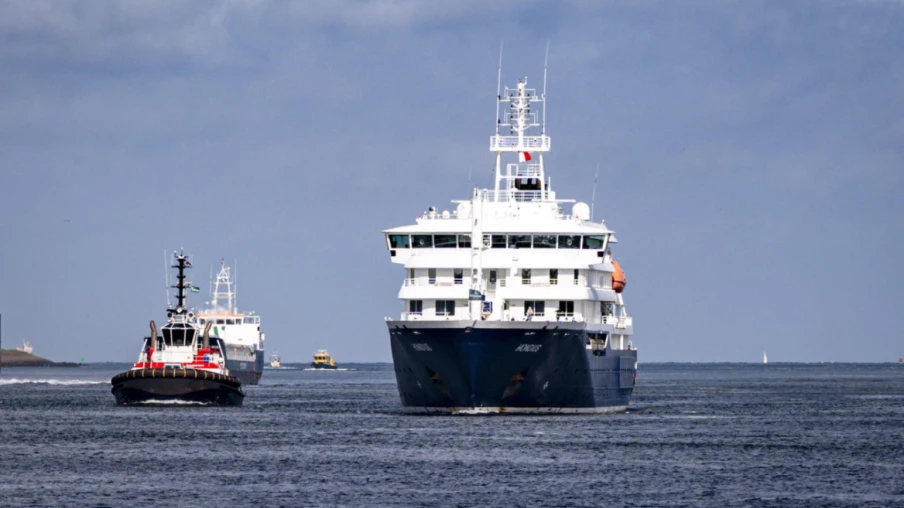 Hantavirus : le Hondius achève son voyage à Rotterdam