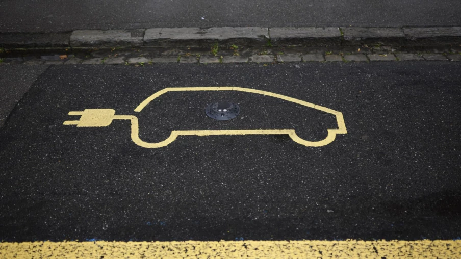 Hausse du carburant : comment se déplacent les Suisses (sondage)