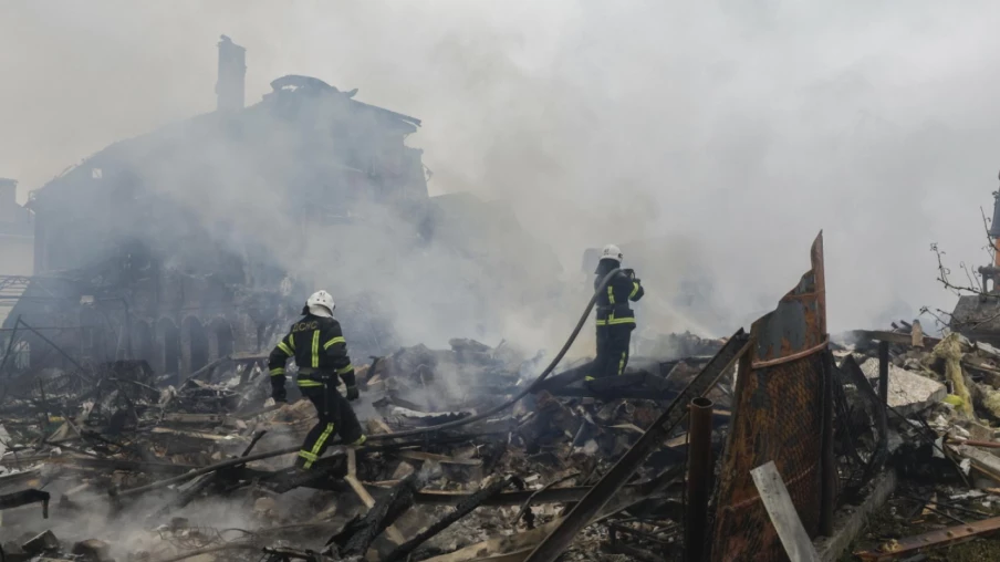 Deux morts en Ukraine lors de frappes russes à Kherson et Zaporijjia