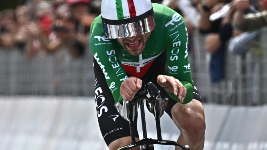 Ganna survole le chrono du Giro, Vingegaard seulement 13e