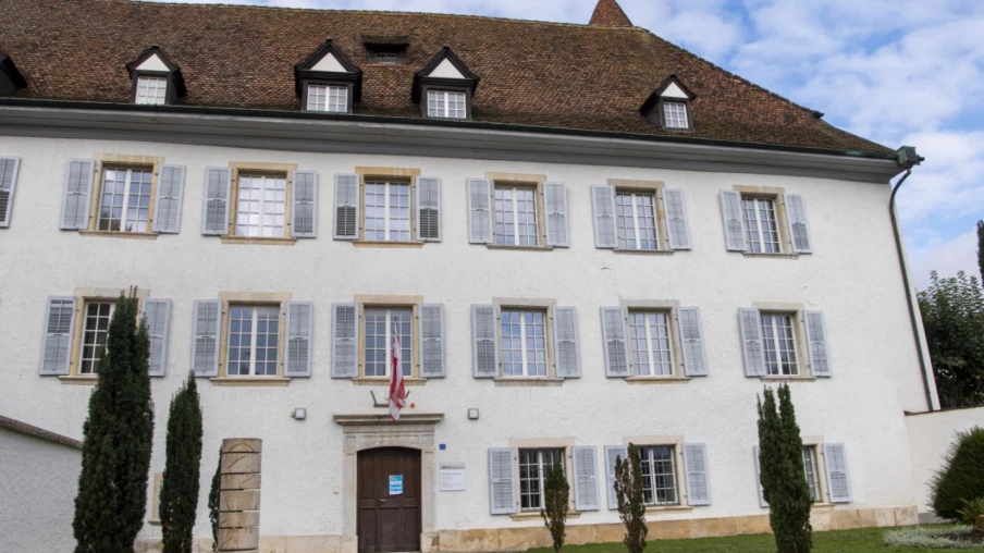 Le parlement jurassien rejette le projet UDC de baisse d'impôts de 1%
