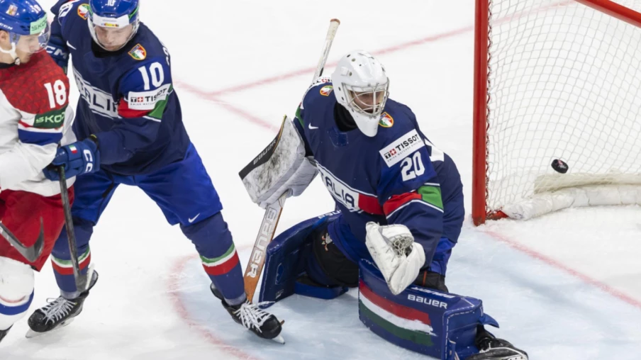 Tchéquie bat l'Italie 3-1 à Fribourg et prend la tête du groupe B