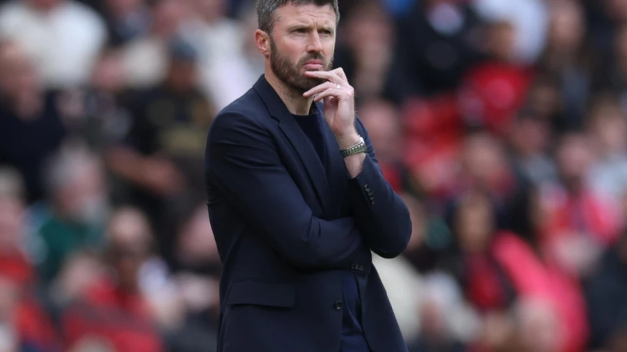 Michael Carrick confirmé entraîneur principal de Manchester United