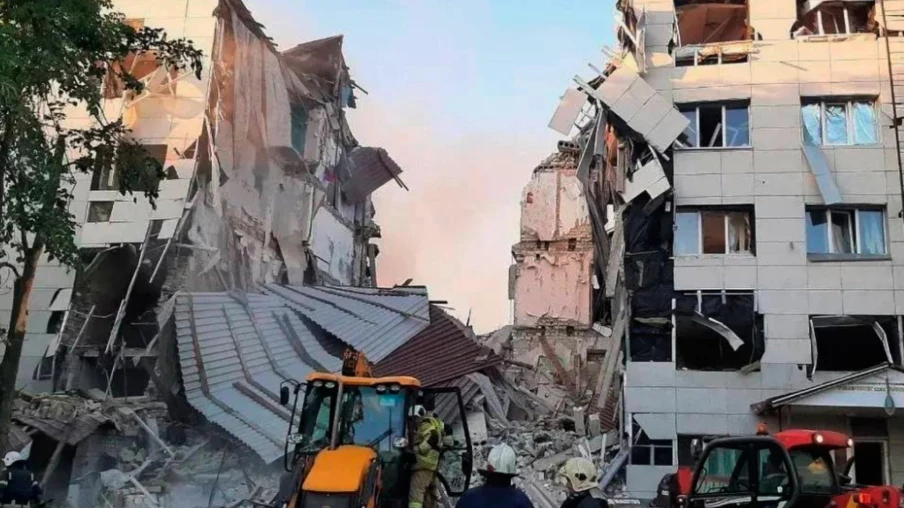 Frappe ukrainienne meurtrière sur un lycée à Starobilsk, Lougansk